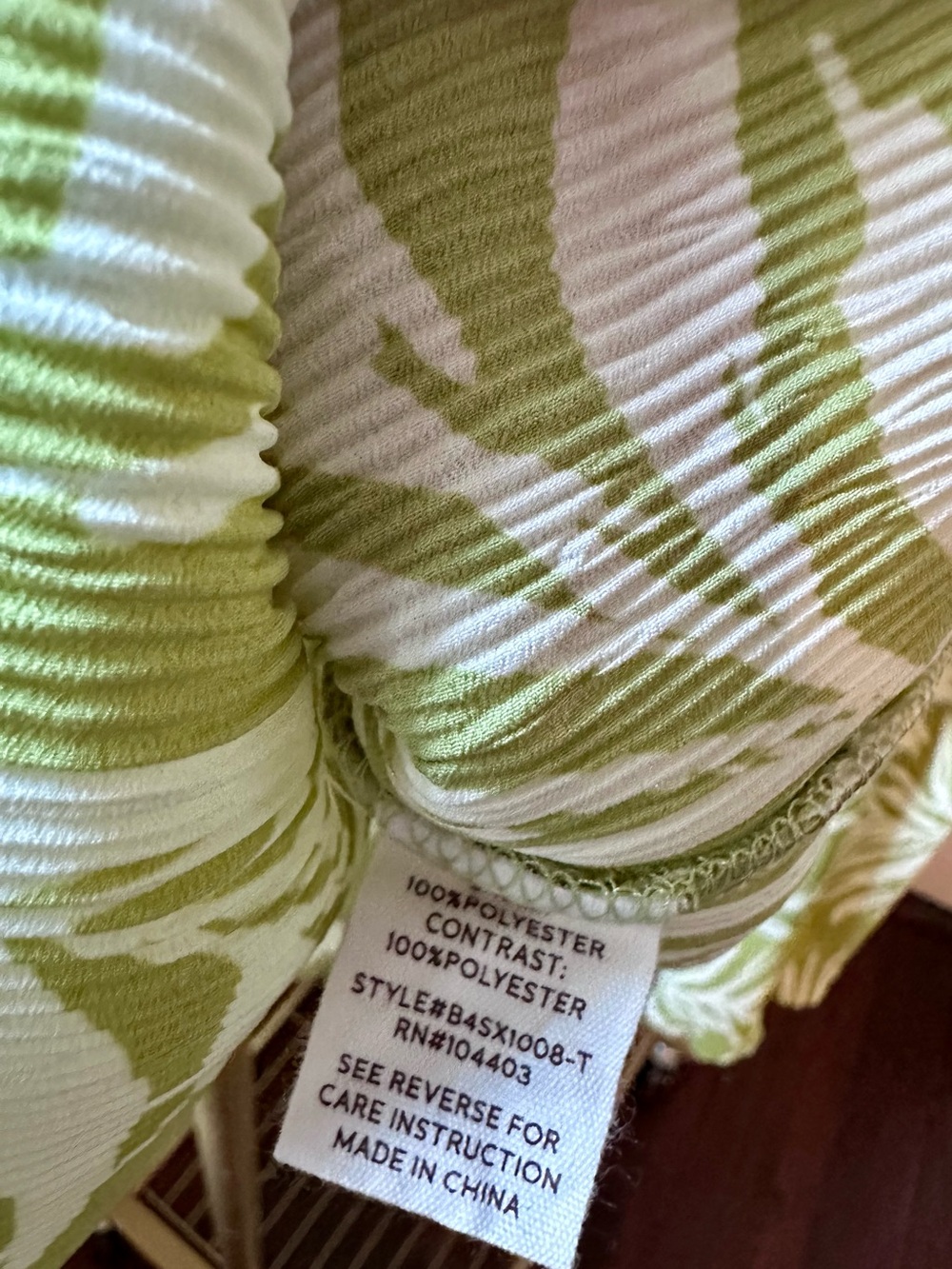 Magnolia Green and White Leaf-Print Sleeveless Top LIKE NEW WITH NO TAGS - Picture 8 of 8